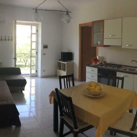 Casa Vacanze Il Gelsomino Patti Εξωτερικό φωτογραφία