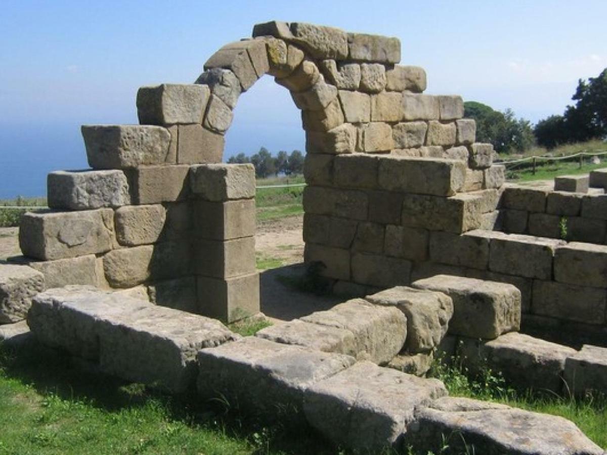 Casa Vacanze Il Gelsomino Patti Εξωτερικό φωτογραφία